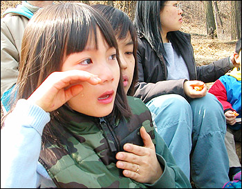 정가은(7세)양은 "용역 아저씨가 무섭게 소리질렀다"며 놀란 가슴을 진정하지 못해 계속 눈물을 흘렸다. 